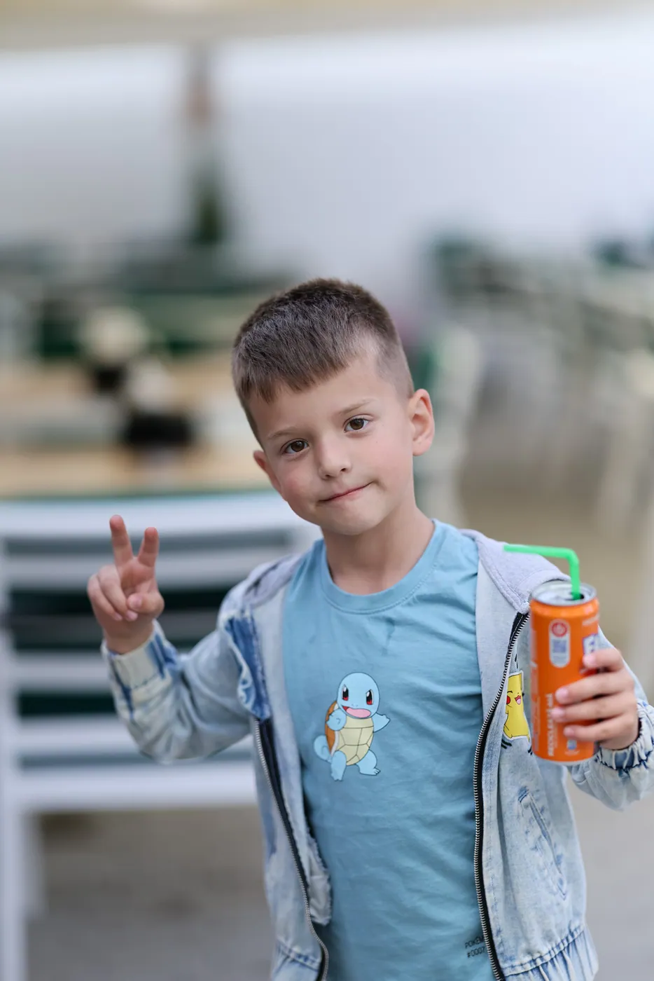 Oaspeți cu o băutură rece